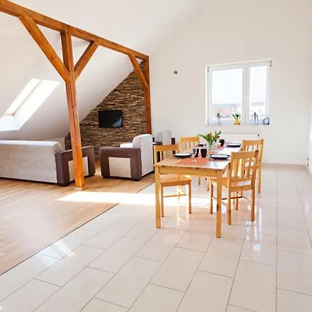 Sloneczny Apartment